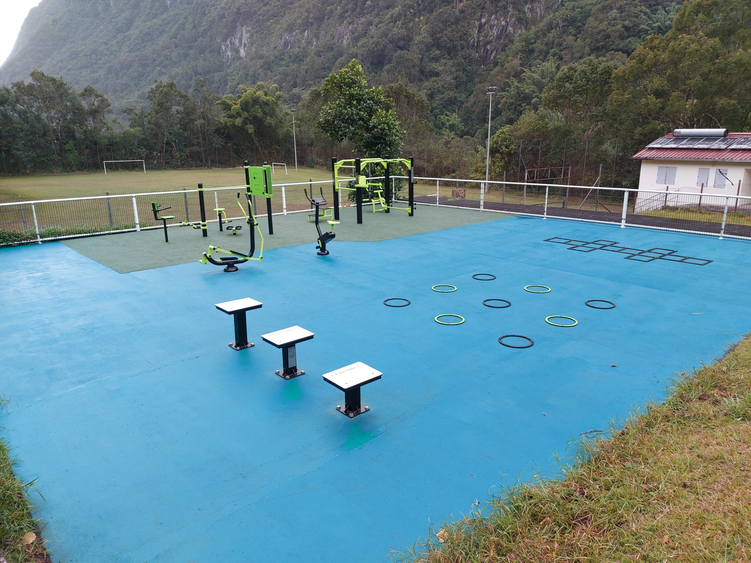 SWO - Création d'un espace sportif et de fitness à Mare à citrons - SALAZIE